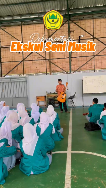 Ekskul Seni Musik SMKIT Nurul Qolbi: Tempat Berkarya dan Menyalurkan Bakat Melalui Nada